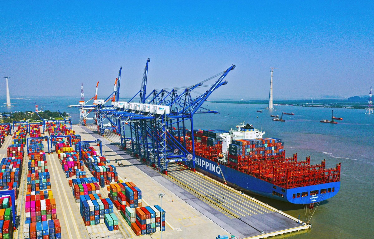 Xuất nhập khẩu hàng hóa tháng 3 tăng 18,6%