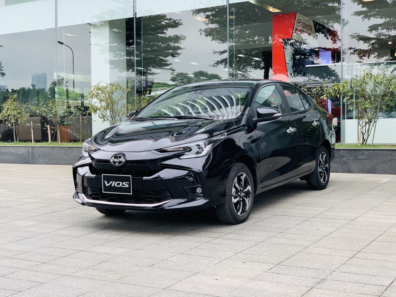 Giá xe ô tô Toyota tháng 6/2023: Thấp nhất chỉ 352 triệu đồng