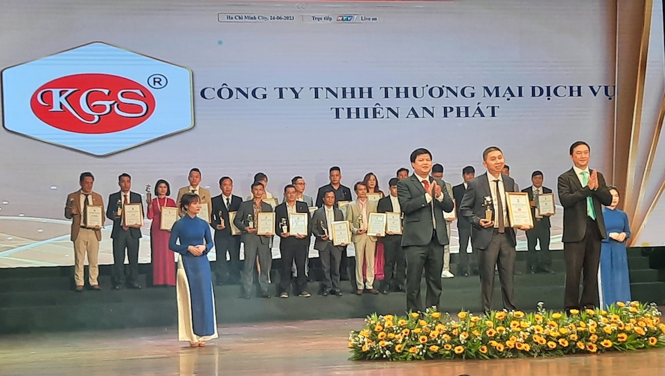 KGS đạt “Top 10 thương hiệu xuất sắc nhất châu Á”