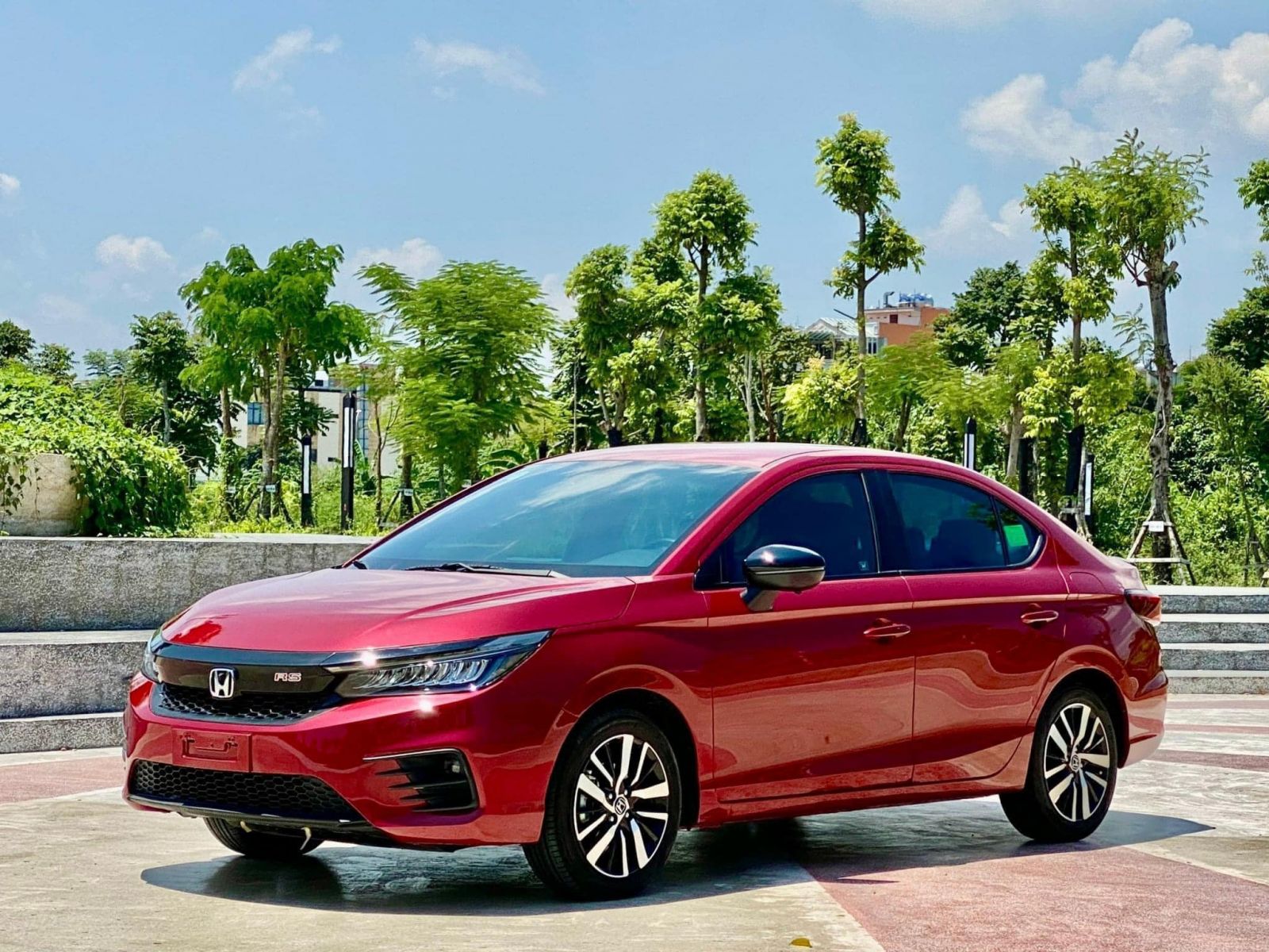 Giá xe ô tô Honda tháng 7/2023: Hỗ trợ 100% lệ phí trước bạ