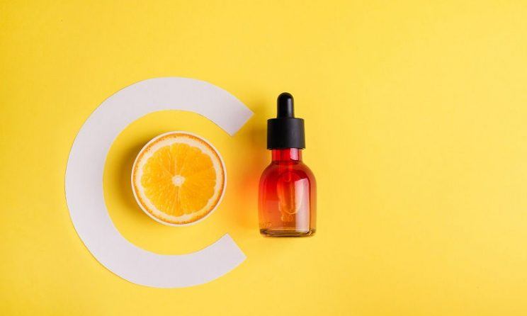 Sai lầm khi dưỡng da với vitamin C khiến da sạm đen, xỉn màu