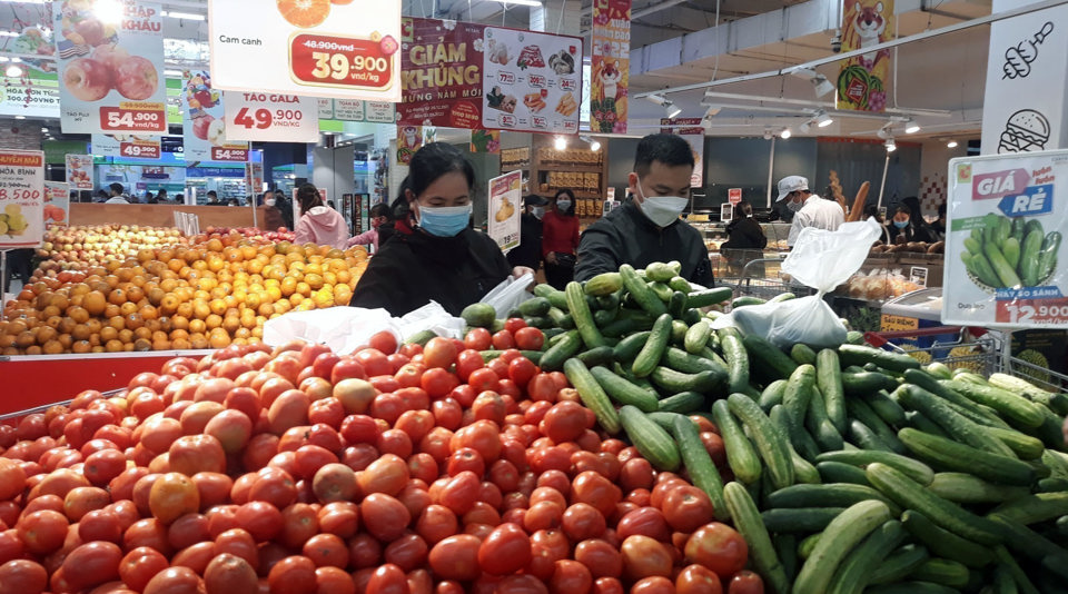 Hà Nội: Siêu thị đồng loạt giảm giá cuối tuần