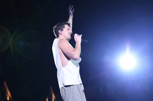 Hơn 8.000 khán giả “cháy” suốt hơn 6 tiếng cùng Charlie Puth và dàn sao Việt tại 8Wonder