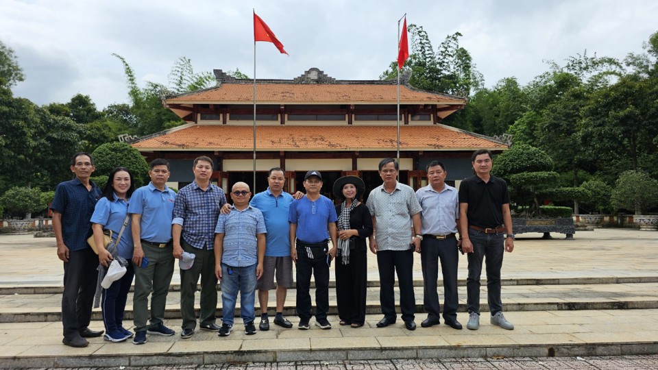 Về thăm nơi phát đi lệnh Tổng tiến công, nổi dậy mùa Xuân năm 1975