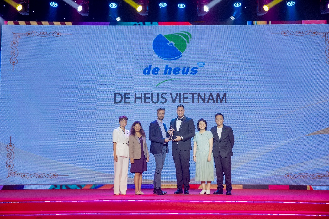 De Heus Việt Nam được vinh danh nơi làm việc tốt nhất châu Á tại HR Asia Award 2023