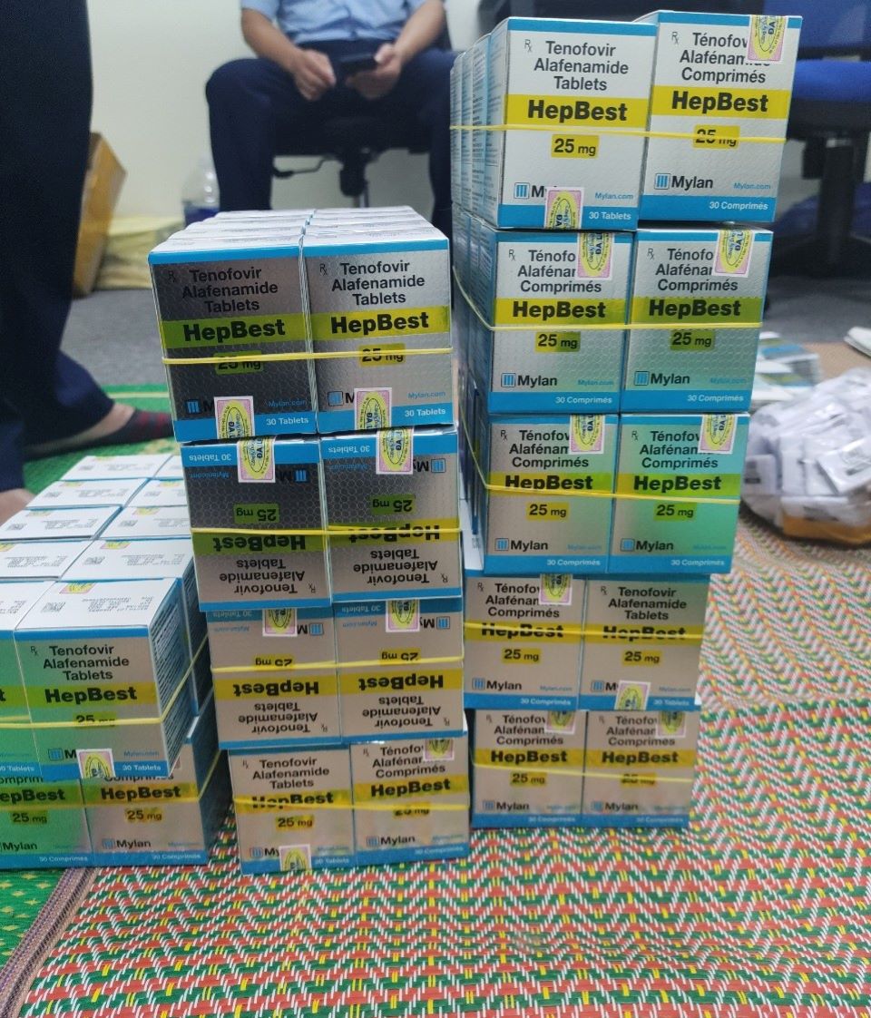 Hà Nội: Phát hiện hơn trăm lọ thuốc tân dược HepBest 25 mg ''giả''