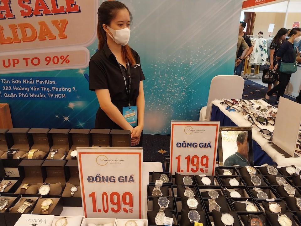 Khai mạc sự kiện hàng hiệu khuyến mãi khủng tại Tân Sơn Nhất Pavilion