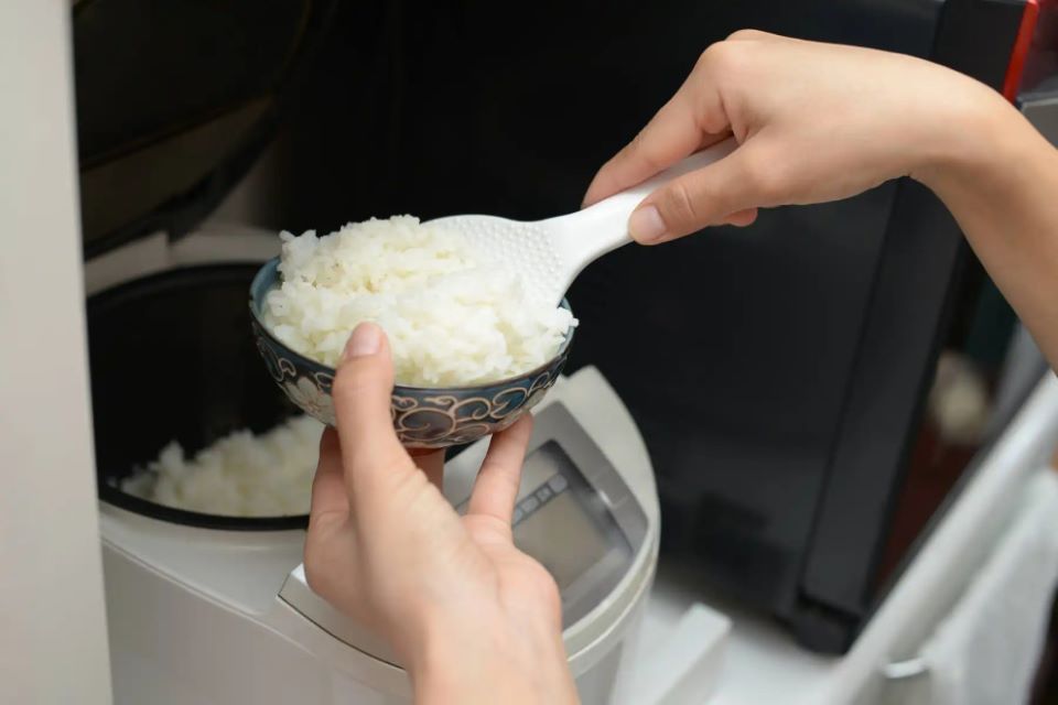 5 sai lầm khi sử dụng nồi cơm điện, gây ảnh hưởng đến sức khỏe