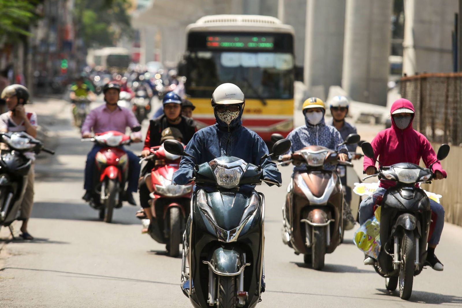 Dự báo thời tiết ngày 18/10/2023: Hà Nội đêm không mưa, ngày nắng