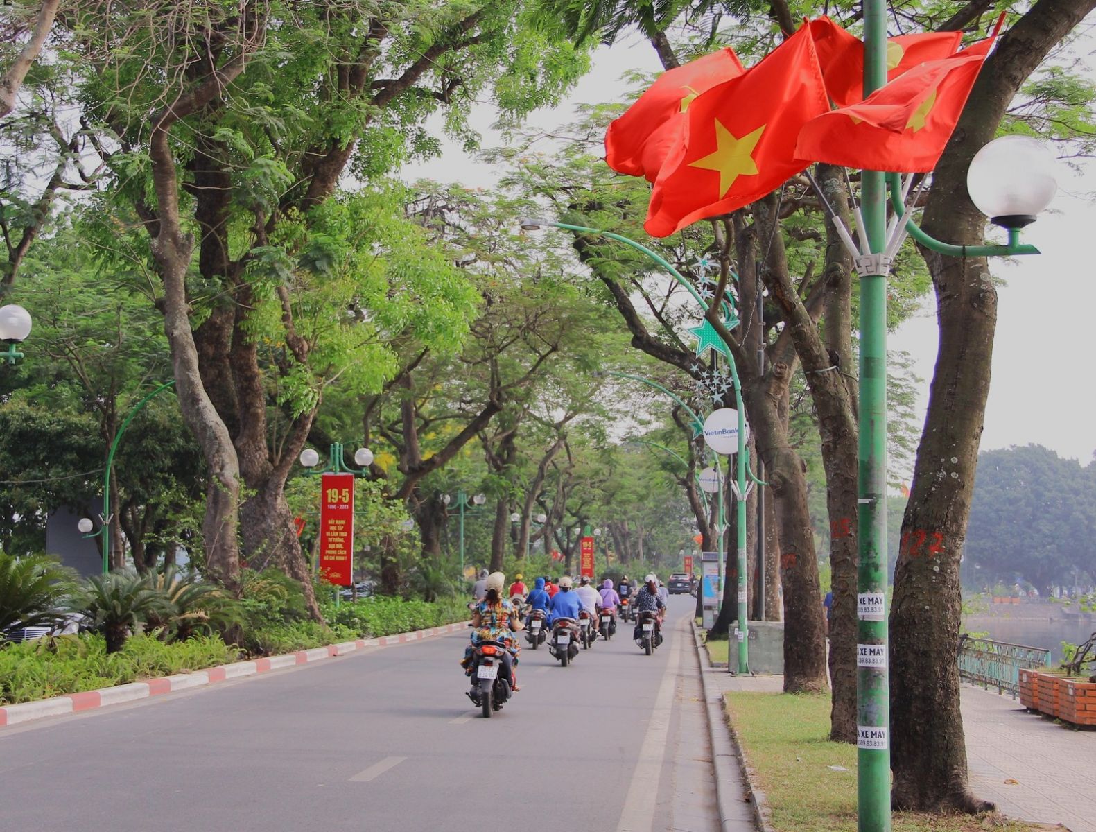 Dự báo thời tiết ngày 30/10/2023: Hà Nội nhiều mây, ngày không mưa