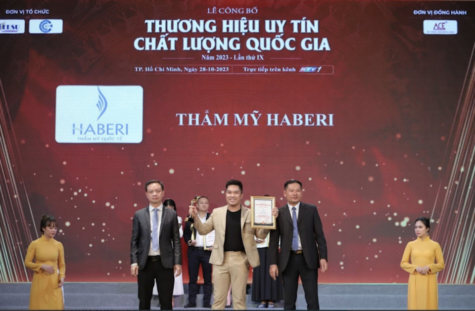 Thẩm mỹ Haberi bị đình chỉ hoạt động vì cung cấp dịch vụ “chui”