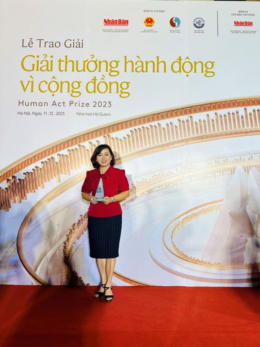 Dự án kinh tế tuần hoàn nhựa của Unilever đạt giải thưởng Dự án bền vững tại Human Act Prize 2023