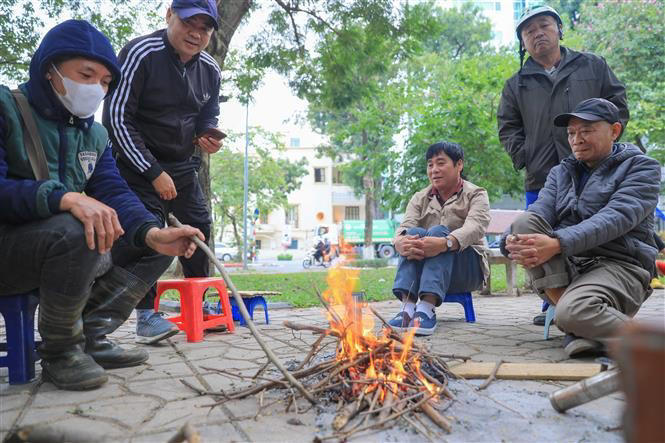 Dự báo thời tiết ngày 21/12/2023: Hà Nội ngày nắng, trời rét 9 độ C