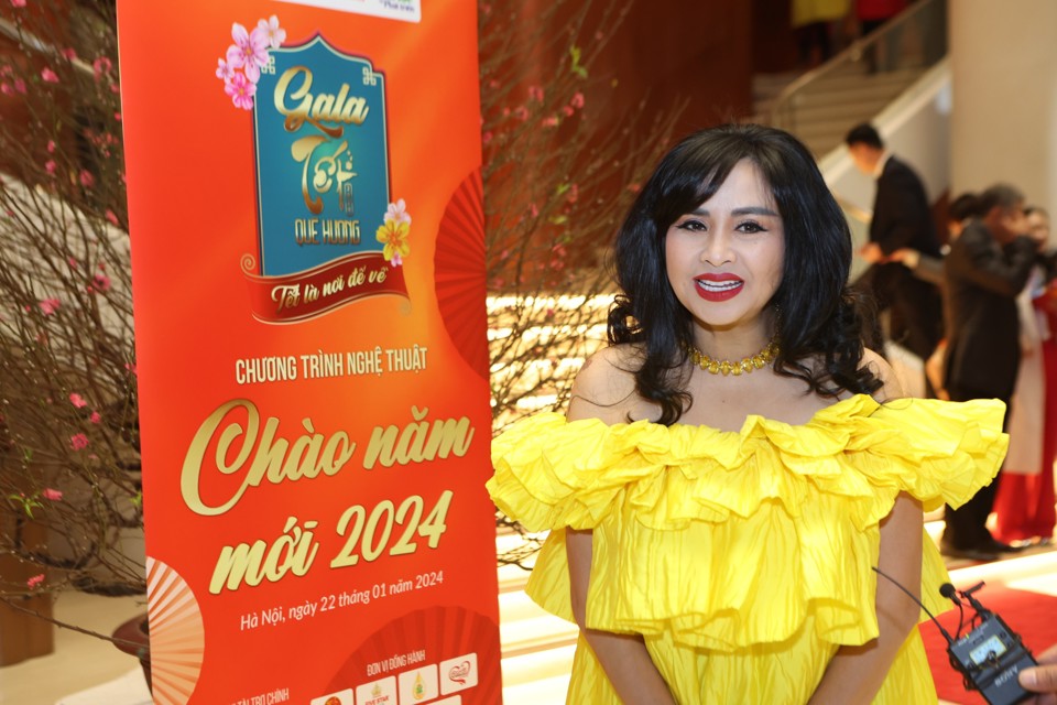 Ca sĩ Thanh Lam chia sẻ về chương trình ''Gala Tết quê hương 2024''. Ảnh: Thanh Hải.