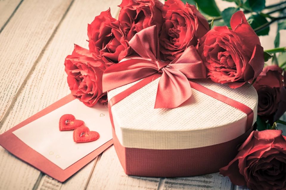 Gợi ý quà tặng Valentine ngọt ngào và ý nghĩa nhất 2024