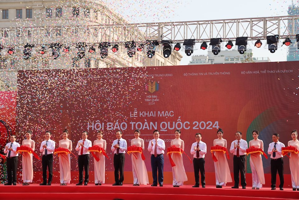 Lãnh đạo Đảng, Nhà nước tham quan Hội báo toàn quốc 2024