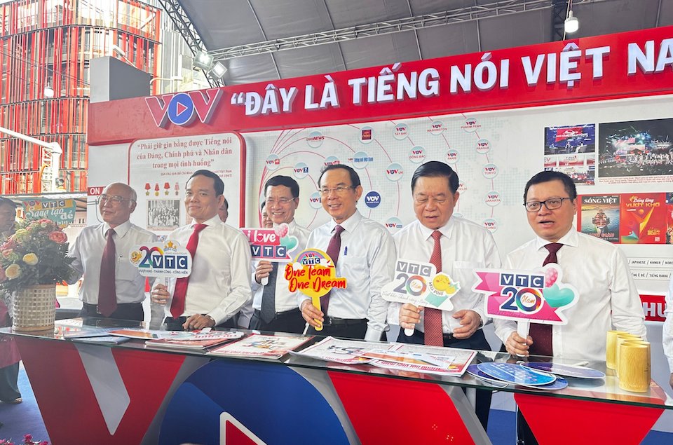 Lãnh đạo Đảng, Nhà nước tham quan Hội báo toàn quốc 2024