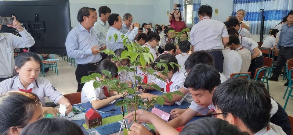 Vận dụng STEM vào các chủ đề môn toán ở TP Hồ Chí Minh