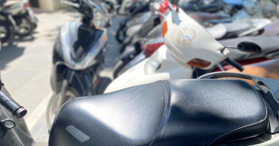 Cách bảo vệ xe máy trong những ngày nắng nóng