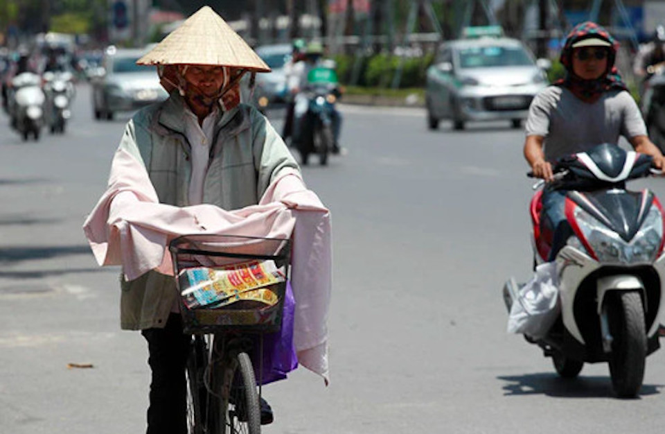 Dự báo thời tiết ngày 3/5/2024: Hà Nội có mưa to, Thành phố Hồ Chí Minh tiếp tục nắng nóng