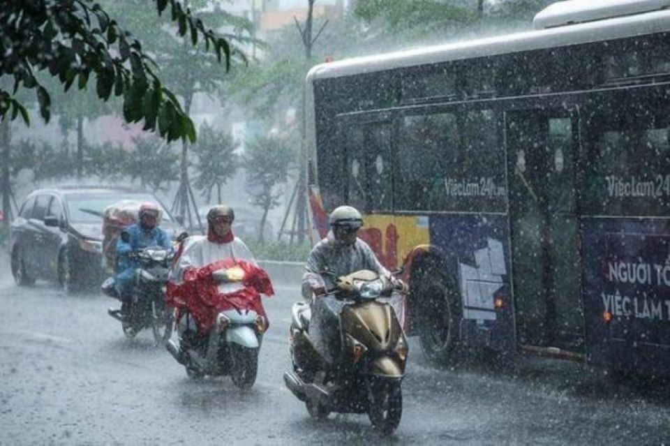 Thời tiết ngày 26/5/2024: Khu vực Bắc Bộ và Thanh Hóa có mưa rào và dông