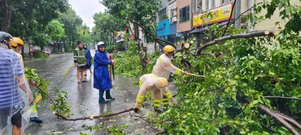 Công an Hà Nội: chủ động biện pháp ứng phó bão, đảm bảo an toàn giao thông