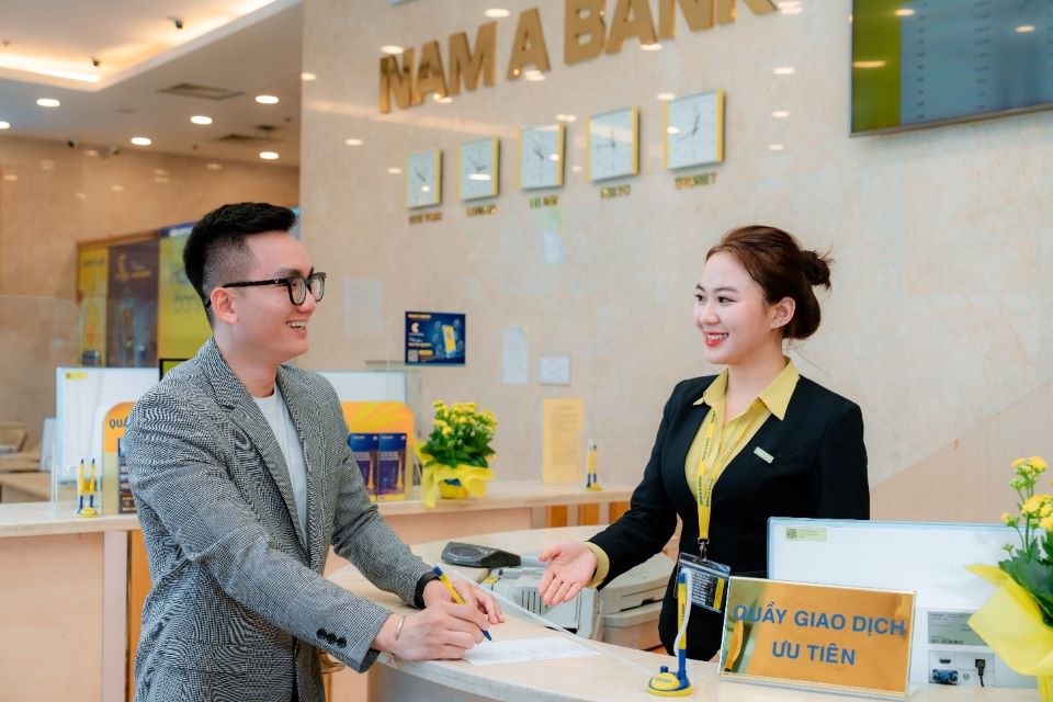 Nam A Bank gặp gỡ trực tuyến nhà đầu tư, sẵn sàng bứt phá trong những tháng cuối năm 2024