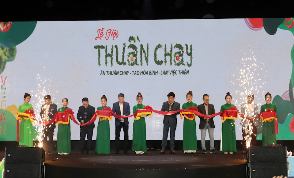 Đón Giáng sinh đầy ý nghĩa với Lễ hội Thuần Chay X’Mas