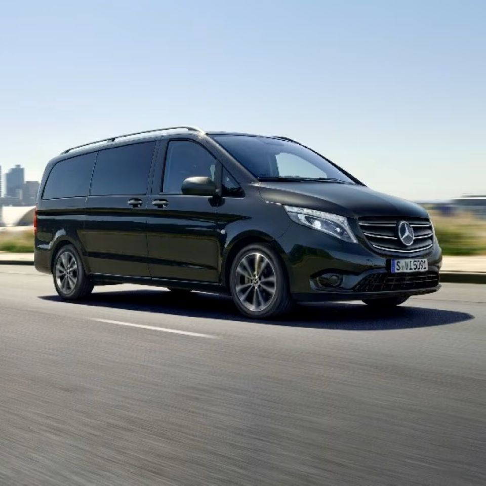 Mercedes-Benz Việt Nam triệu hồi hai mẫu MPV cao cấp