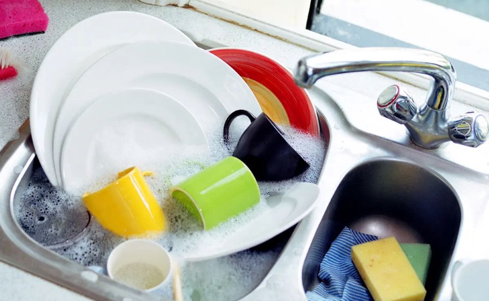 Những sai lầm "chết người'' hay mắc phải khi rửa chén