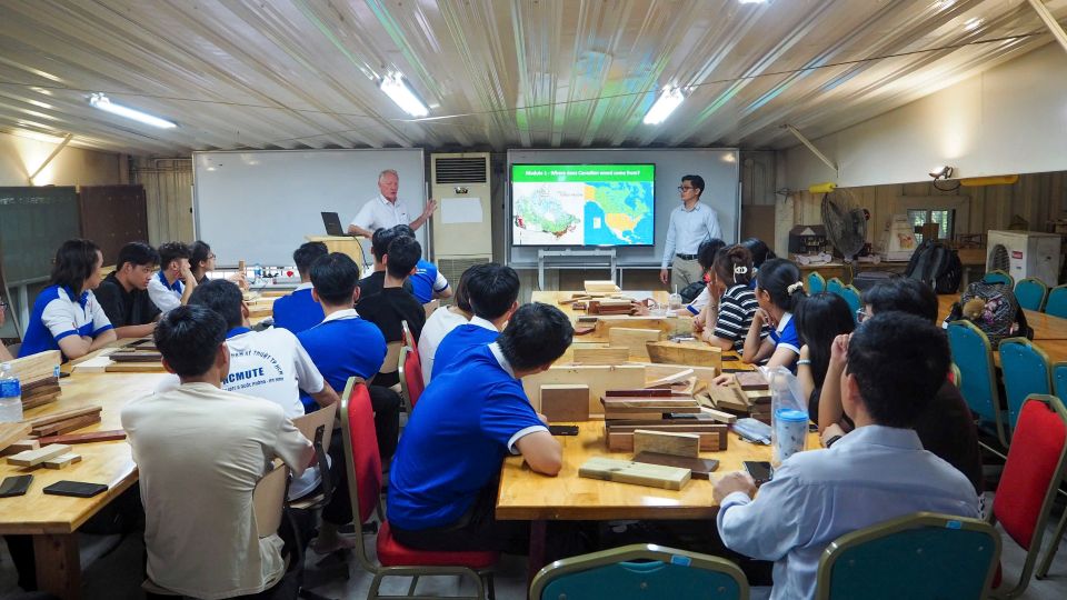 Truyền cảm hứng về phát triển bền vững đến thế hệ trẻ