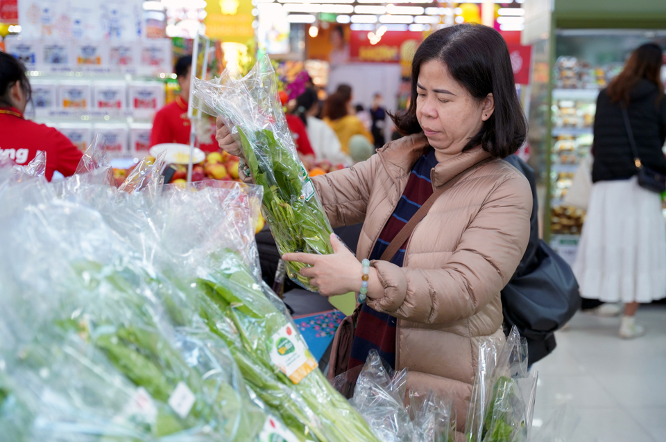 Siêu thị tung khuyến mại khủng giúp khách hàng tiết kiệm chi tiêu