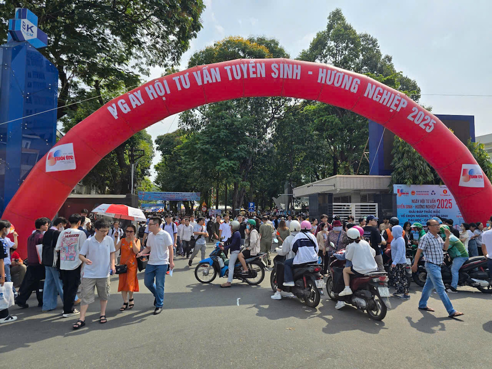 Học viện Cán bộ TP Hồ Chí Minh gây ấn tượng tại ngày hội tư vấn tuyển sinh - hướng nghiệp 2025