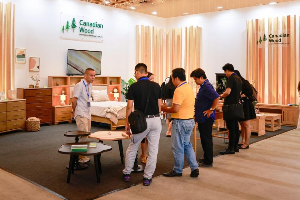 Canadian Wood Việt Nam tăng cường kết nối với ngành gỗ và nội thất Việt thông qua các triển lãm uy tín