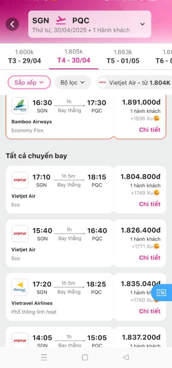 Giá vé máy bay dịp lễ 30/4 và 1/5 tăng chóng mặt