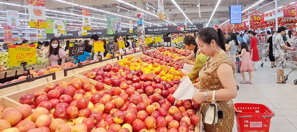 Chen chân vào siêu thị mua sắm trong kỳ nghỉ lễ 30/4 và 1/5
