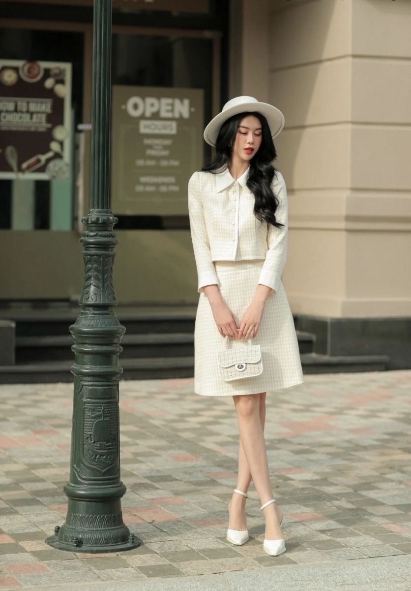 6 item giúp giấu nhẹm "chân cột đình" và tôn dáng