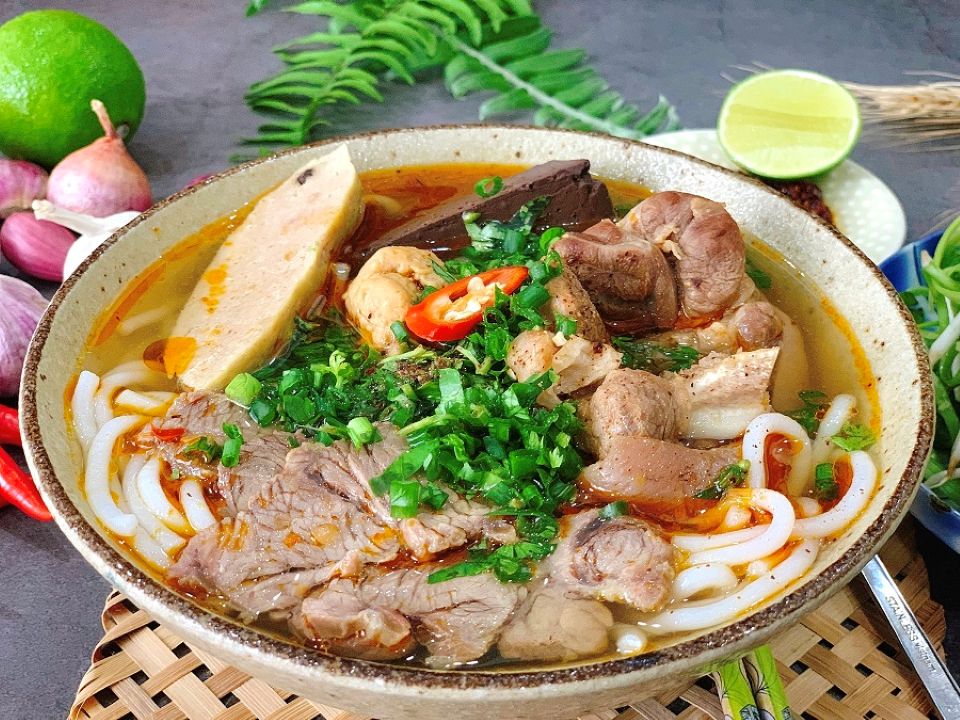 Ba món ăn Việt lọt top 100 đồ ăn sáng ngon nhất thế giới