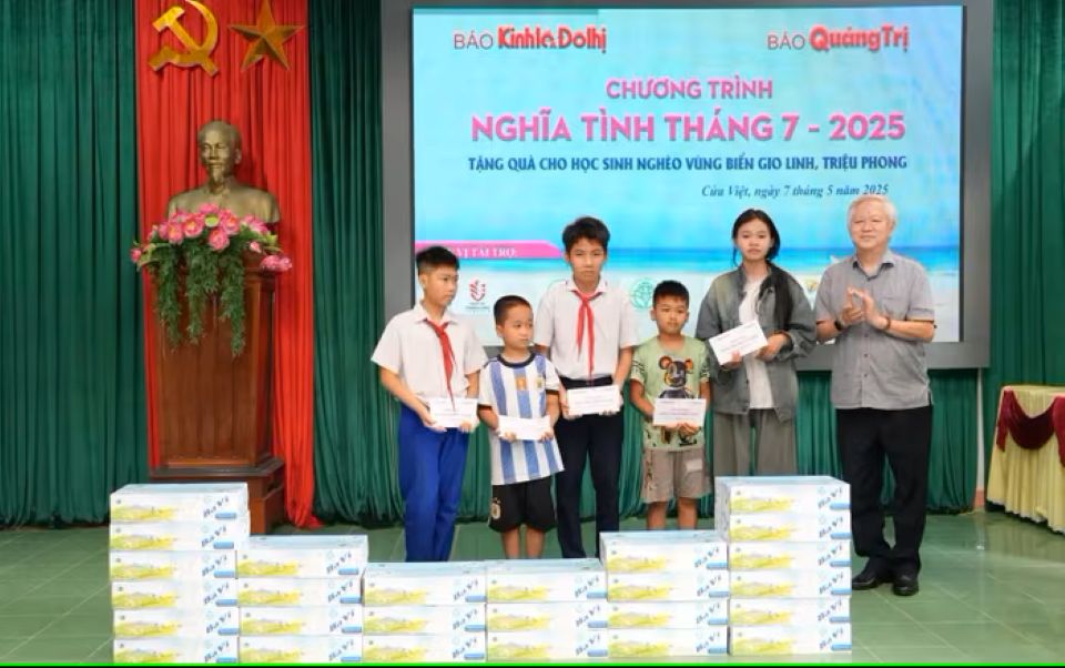 Hành trình tri ân 'Nghĩa tình tháng 7' trên mảnh đất thiêng Quảng Trị