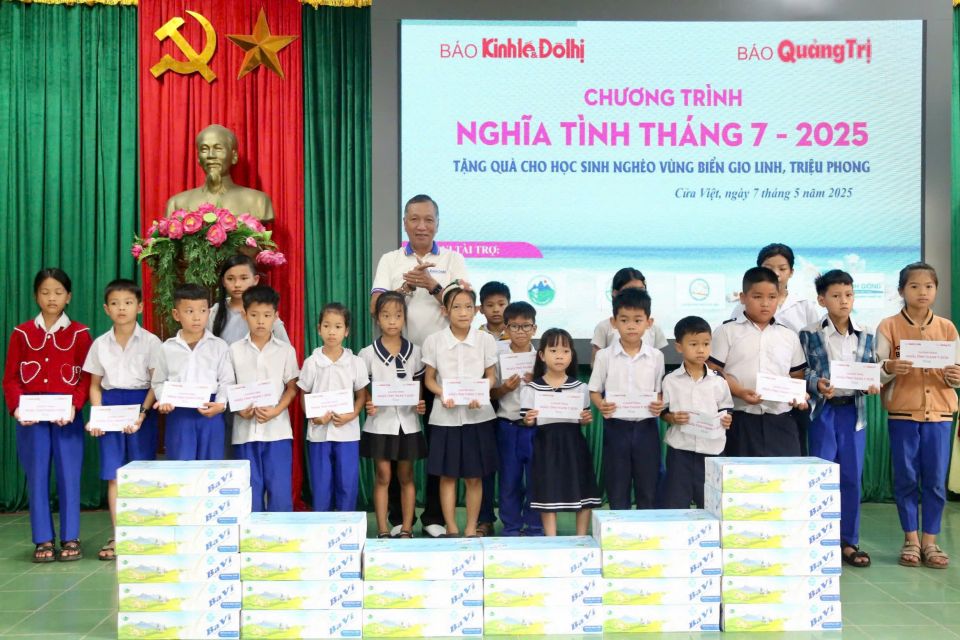 Báo Kinh tế & Đô thị - Báo Quảng Trị tổ chức chương trình “Nghĩa tình Tháng 7”