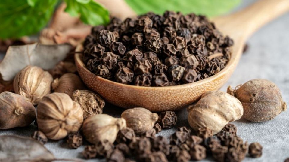 Giá nông sản ngày 8/5/2025: Cà phê và hồ tiêu cùng giảm