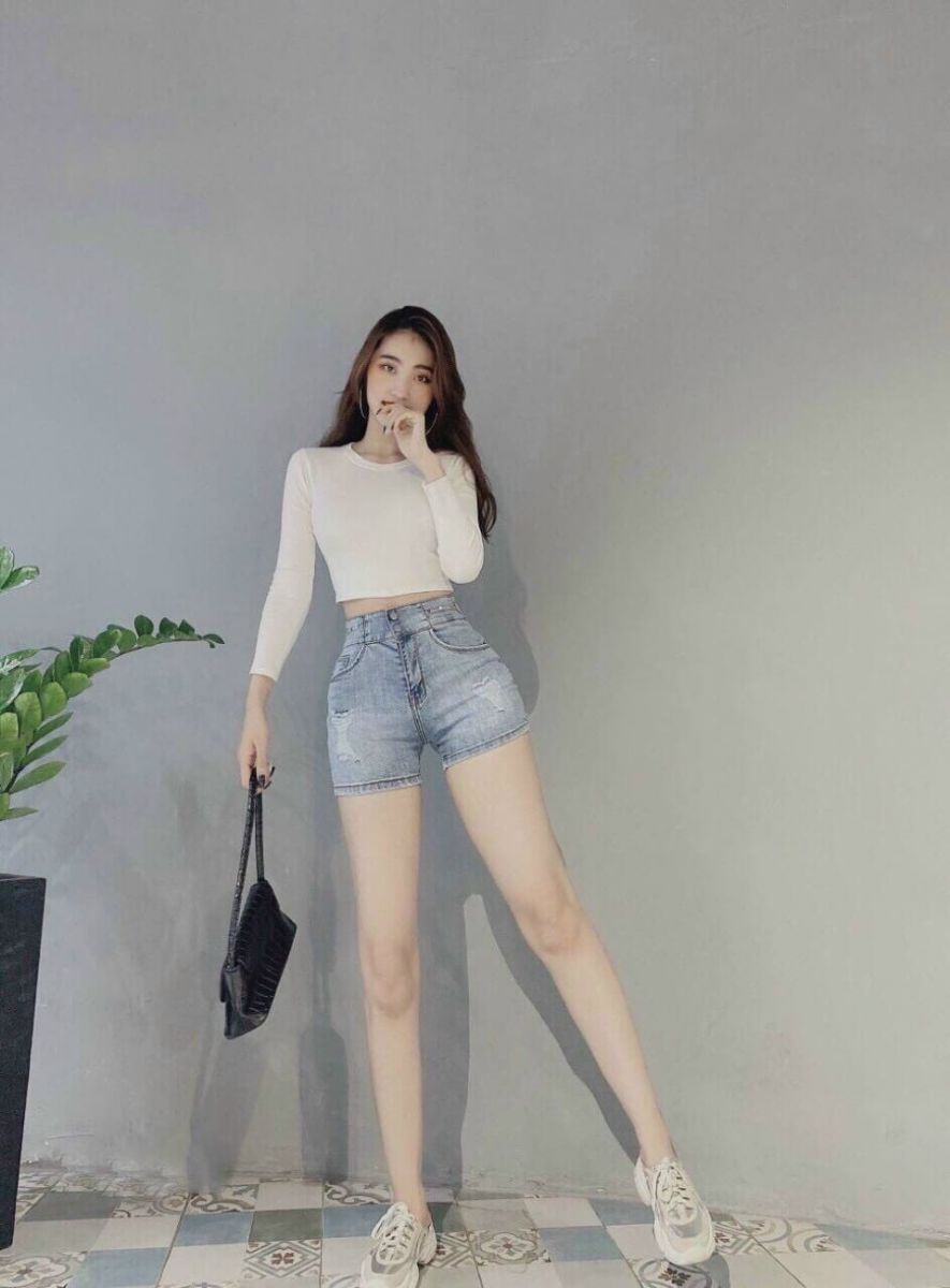 Cách giúp nàng sành điệu hơn khi diện quần short vào mùa hè