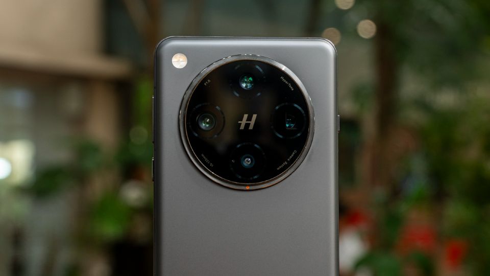 OPPO Find X9 Pro sẽ sở hữu camera tiềm vọng 200MP khủng
