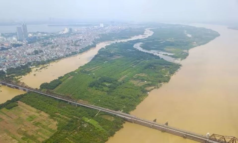 Đánh thức đất vàng ven sông Hà Nội