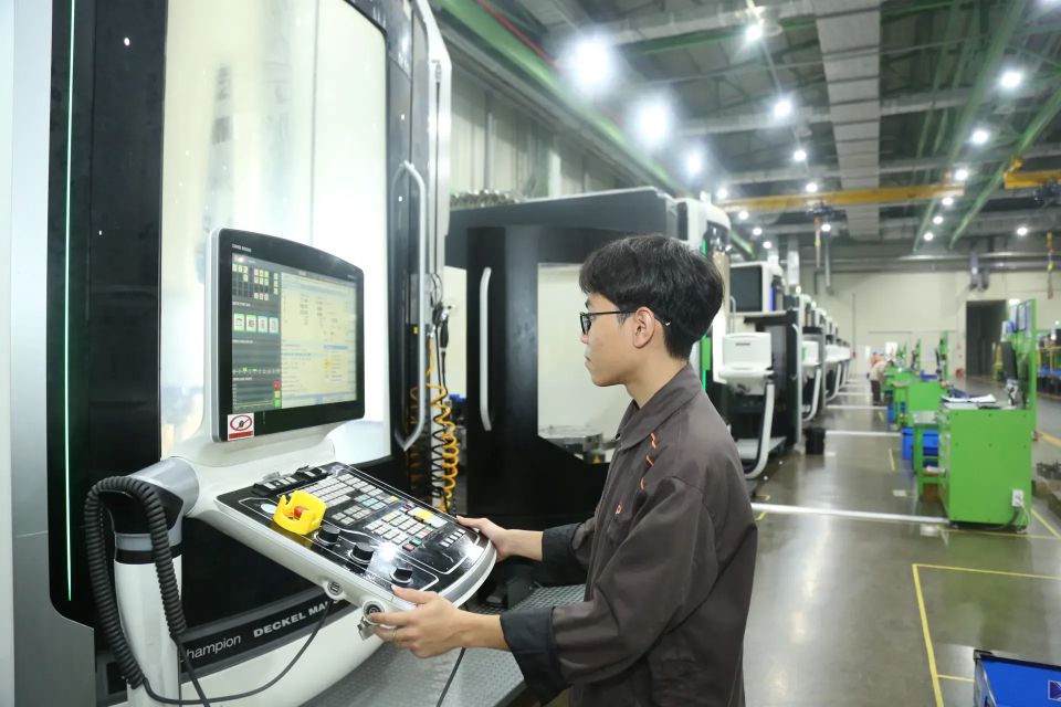 Giảm thuế VAT dài hơi: Doanh nghiệp chủ động, người tiêu dùng yên tâm