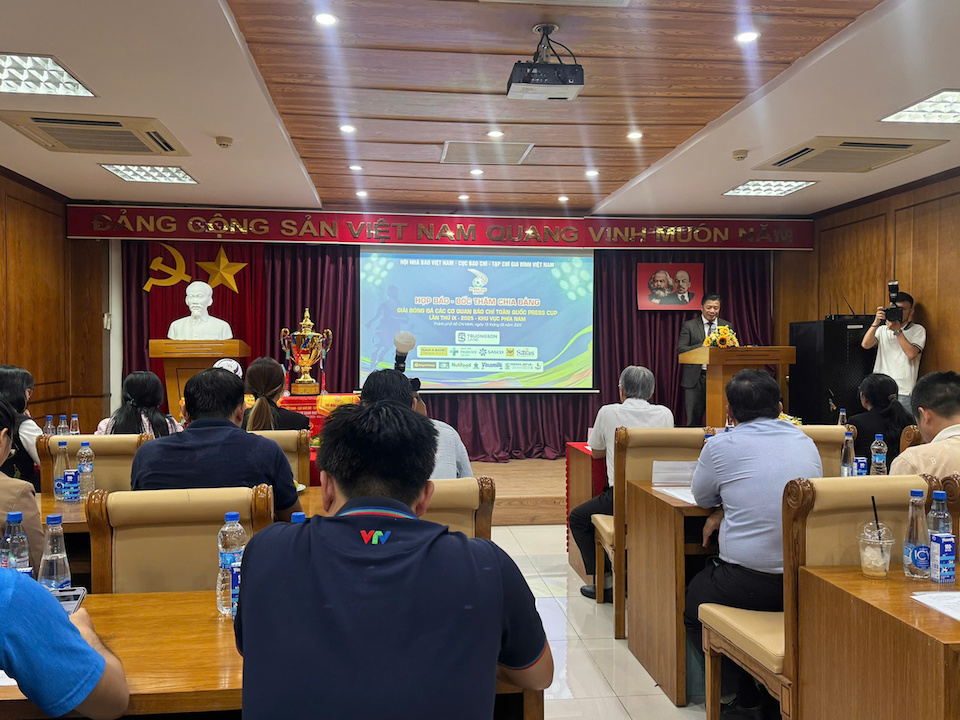 Khởi tranh Press Cup 2025 khu vực phía Nam: 8 đội bóng tham gia tranh tài