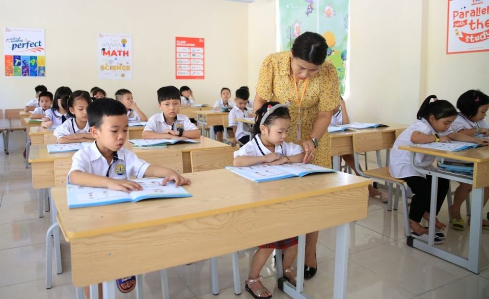 Bộ GD&ĐT dự kiến tuyển sinh lớp 1, lớp 6 theo nguyên tắc 'nhà gần trường'