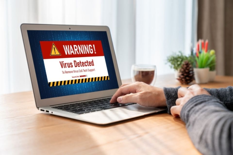 Cách phát hiện trang web lừa đảo để tránh bị mất tiền, lộ thông tin