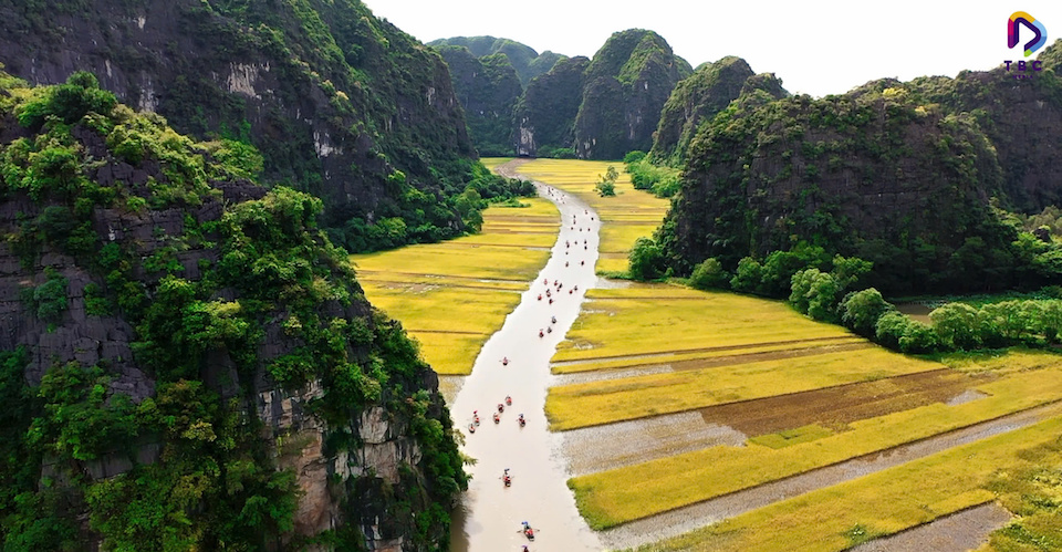 Khám phá vẻ đẹp cố đô qua MV "Ninh Bình ơi"