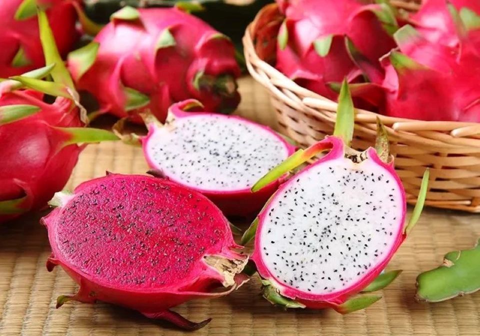 Tiêu dùng trong tuần (19/5-25/5/2025): Sầu riêng, thanh long, vải u hồng,... giá rẻ bất ngờ